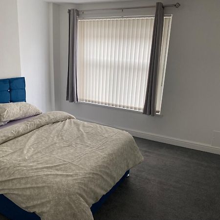 Marvellous Room 2 Stoke-on-Trent 外观 照片